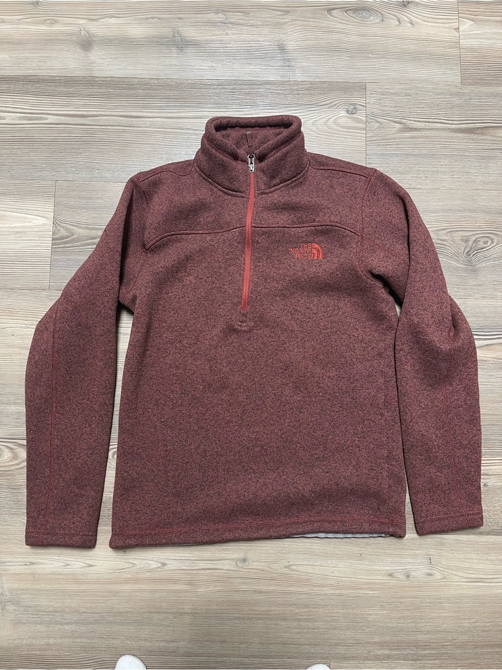 The North Face Men's Maroon 1/4 Zip Fleece Pullover